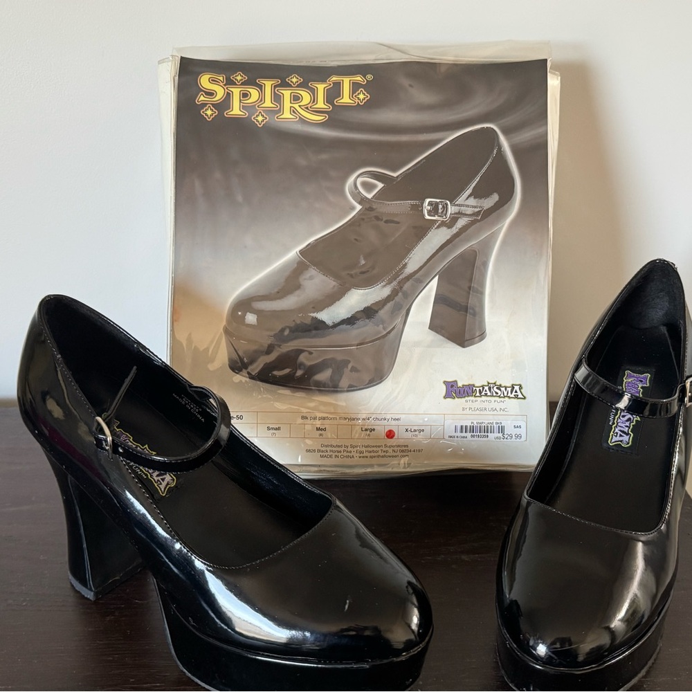 Spirit Glossy Black Platform Heels